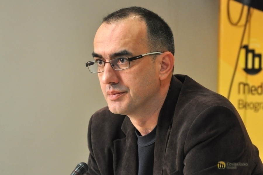 PEN centar osudio pretnje Gruhonjiću: Situacija sa slobodom izražavanja u Srbiji na prekretnici